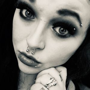 Meet your Posher, Calli